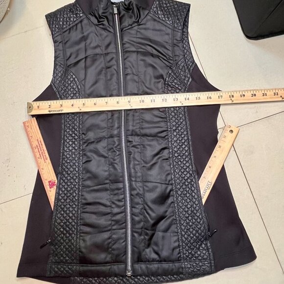 Athleta  Quilted Vest Black  Sleeveless Full  Front Zip - Picture 10 of 12